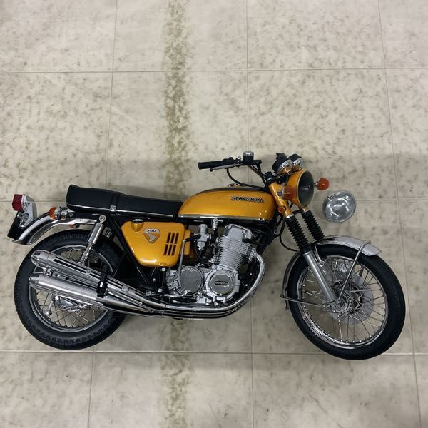 1円〜 破損 ミニチャンプス Classic Bike シリーズ 1/6 ホンダ CB 750 K0 1968 ゴールドメタリックの画像3