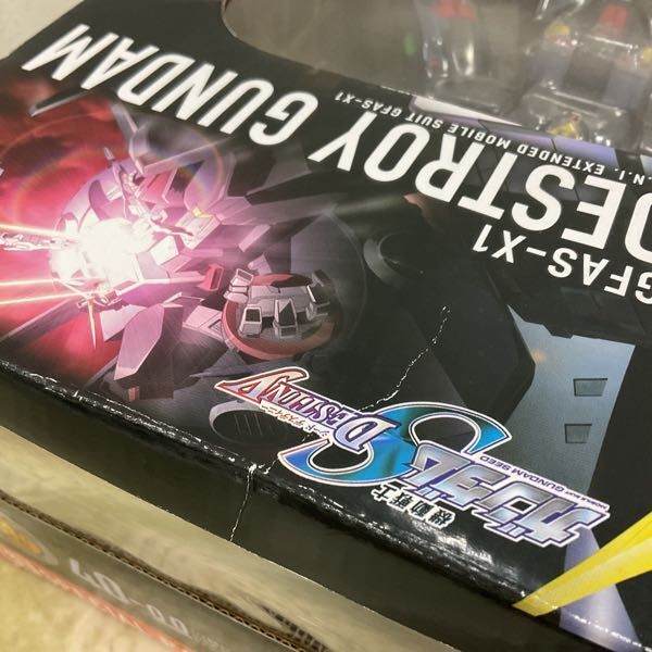 1円〜 未開封 バンダイ HCM pro 1/200 機動戦士ガンダムSEED DESTINY デストロイガンダム 初回限定版_画像4