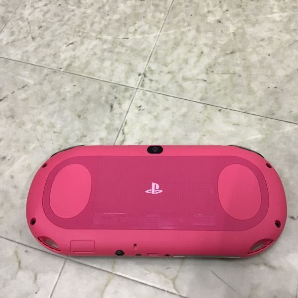 1円〜 箱無/動作確認/初期化済 PlayStation VITA 本体 PCH-2000 ピンク/ブラック、ACアダプター PCH-ZAC1、電源コード、USBケーブルの画像3