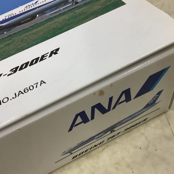 1円〜 全日空商事 1/200 NH20006 ANA ボーイング 767-300ER REGISTRATION NO.JA607Aの画像10