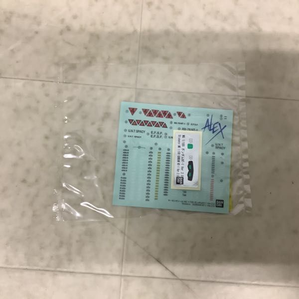 1円〜 欠品 MG 1/100 機動戦士ガンダム ガンダムNT-1 Ver.2.0_画像5