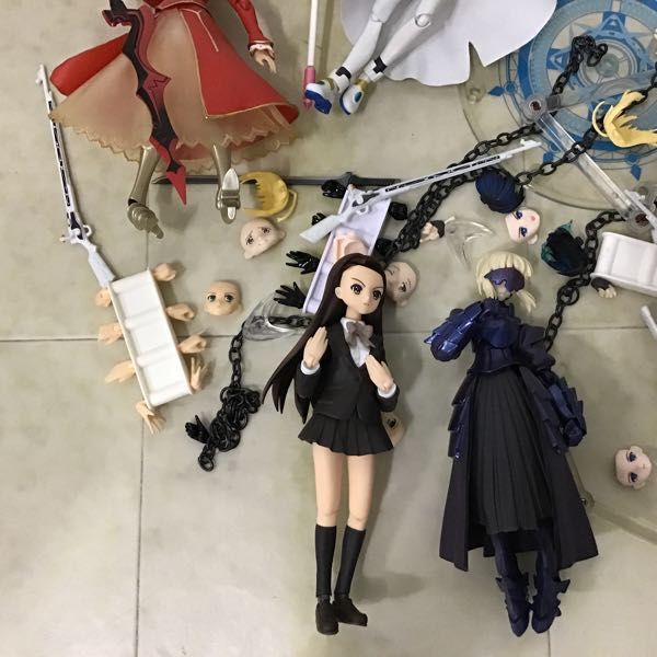 1円〜 訳あり ジャンク figma 魔法少女リリカルなのは 高町なのは Fate/stay night セイバーオルタ 他_画像4