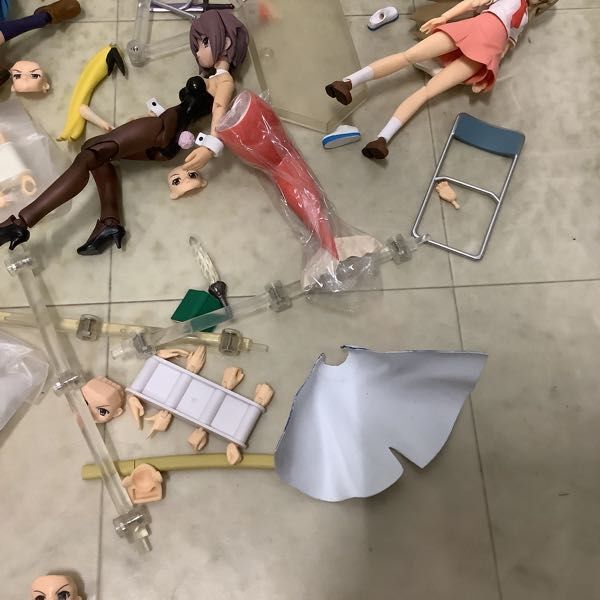 1円〜 訳あり ジャンク figma 涼宮ハルヒの憂鬱 涼宮ハルヒ Fate/stay night 遠坂凛 他_画像4