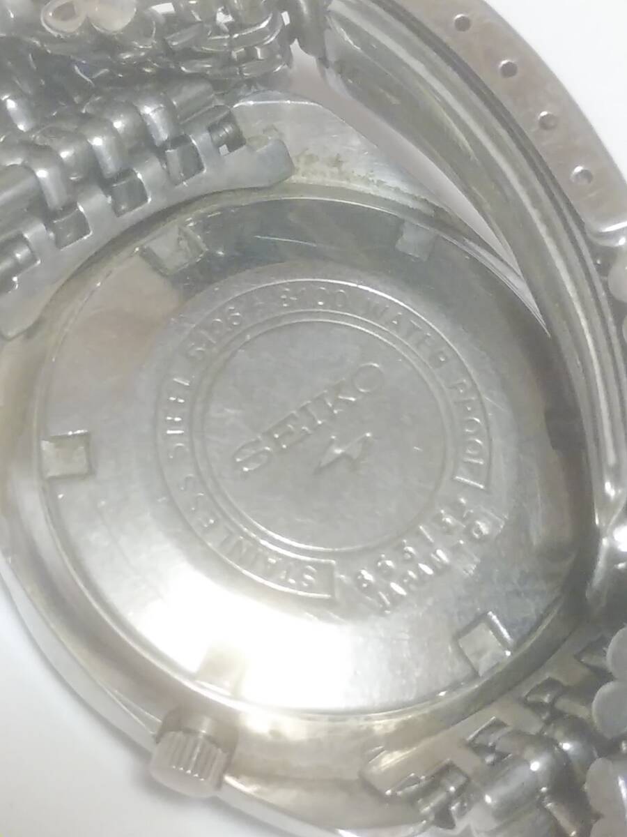 かなり古いセイコーの腕時計(SEIKO 5 SPORTS WATER 70 PROOF 23JEWELS)の画像5