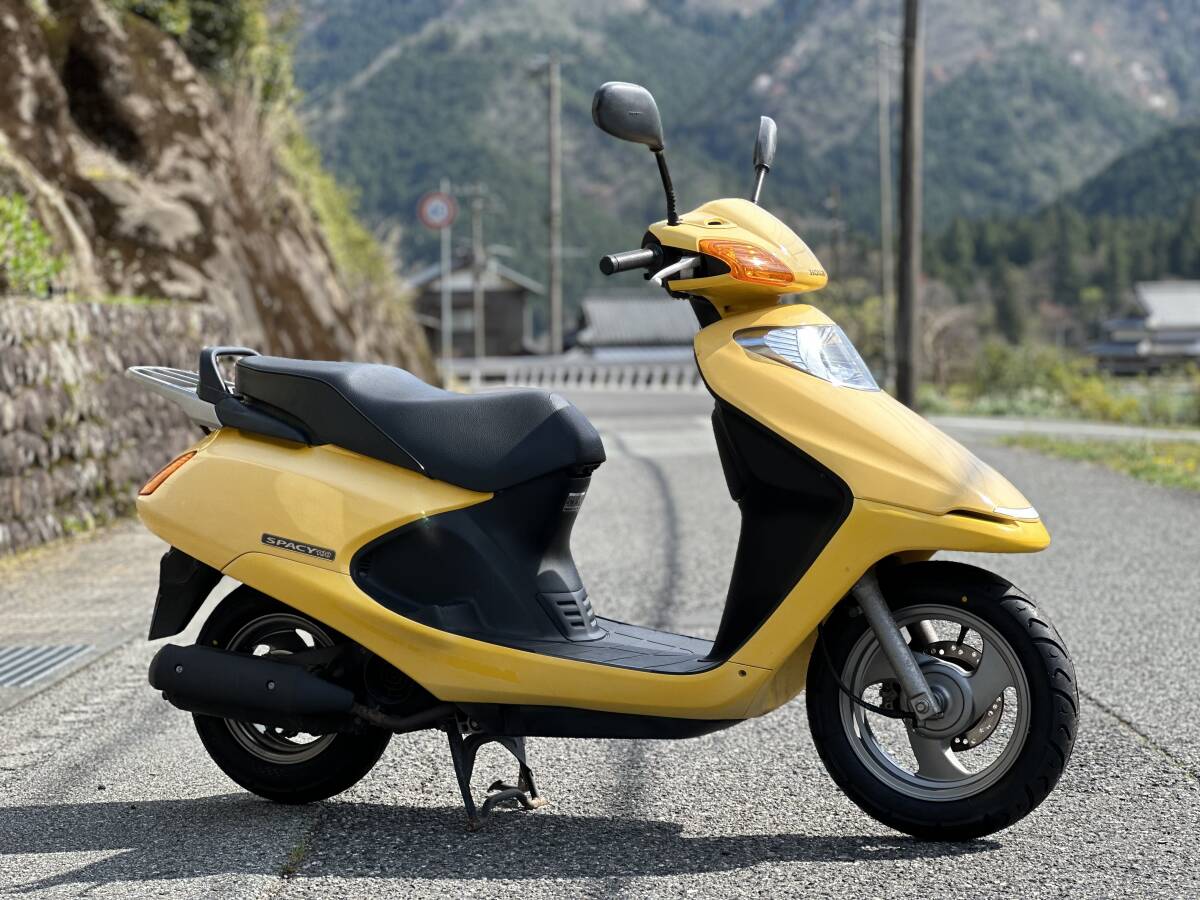 タイヤ前後バッテリー新品 低走行12975km JF13 スペイシー100 の画像1