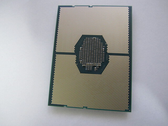 CPU intel XEON GOLD 2.30ＧＨz SR3AX 動作品_画像3