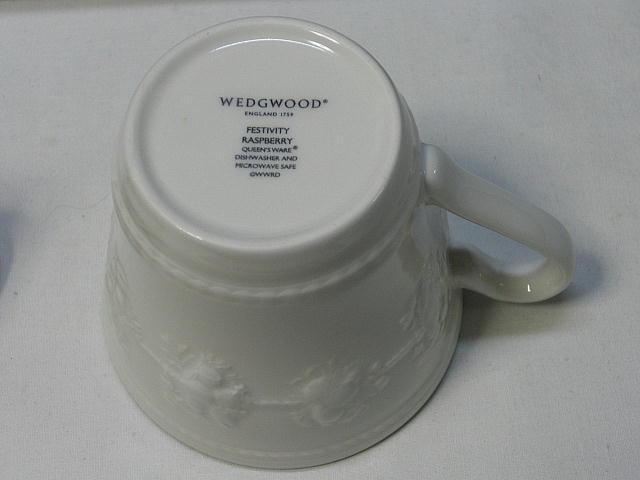 wedgwood/ウェッジウッド★マグカップ　ペアー　フェスティビティ　ラズベリー_画像6