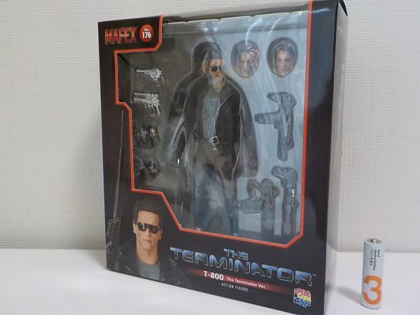 *MAFEX Terminator 1/12 unopened figure t-800( breaking the seal settled used )