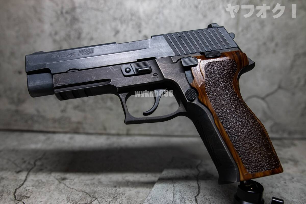 【リアルダメージ塗装】東京マルイ SIG SAUER P226 E2 （シグ ザウエル）Bの画像2