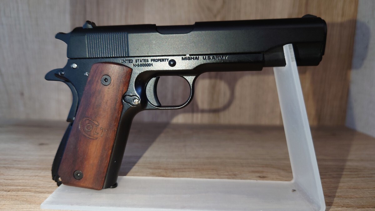 精巧1/2スケール　ミニチュアモデルガン　コルトM1911 ガバメント ウッドグリップ　ブラック　　モデルガン　トイガン