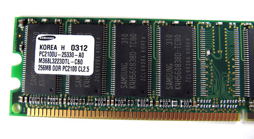 ☆　メモリ　256MB　DDR SDRAM　☆_画像1