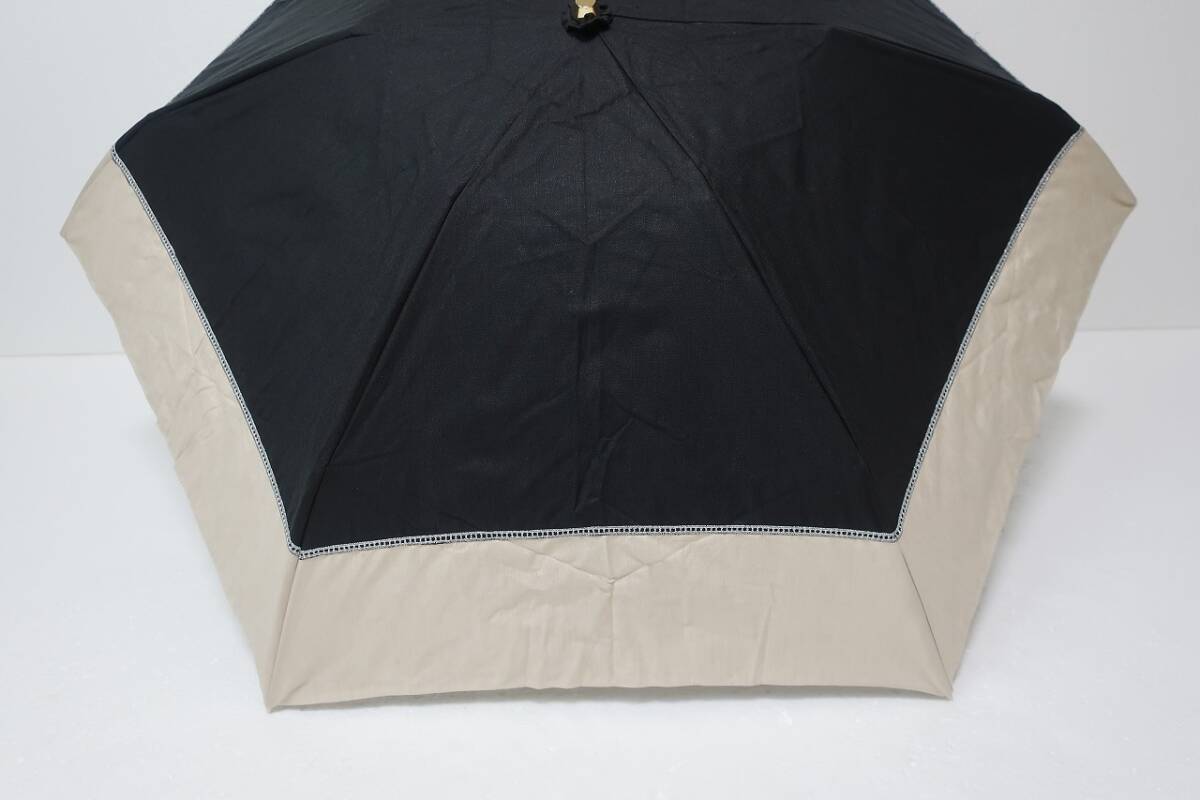 新品　ムーンバット製　高級ブランド　グレイシー (GRACY)　日本製　麻混　UV遮蔽率９９％以上　折り畳み日傘　42-1 ブラック×ベージュ系_画像4