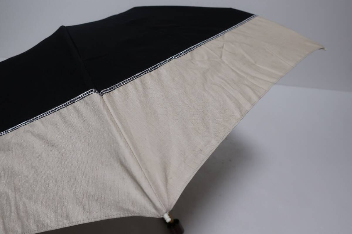 新品　ムーンバット製　高級ブランド　グレイシー (GRACY)　日本製　麻混　UV遮蔽率９９％以上　折り畳み日傘　42-1 ブラック×ベージュ系_画像6