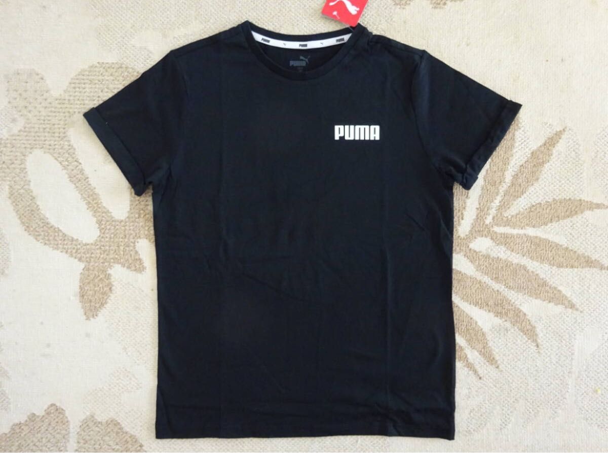 新品 150 2枚 PUMA プーマ 大人気!!半袖ロゴ総柄Ｔシャツ バックプリントが大人気!!半袖Tシャツ ブラック・黒