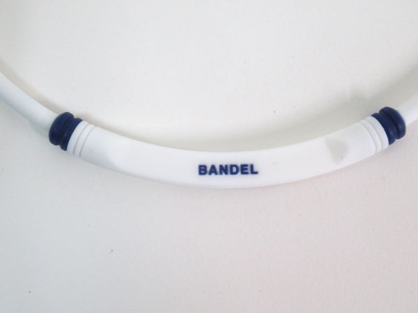 AC 6-9 バンデル ムータ BANDEL muta ホワイト 47cm 磁気 肩コリ 血行改善 ボールドネックレス ライトスポーツ 磁気ネックレスの画像5