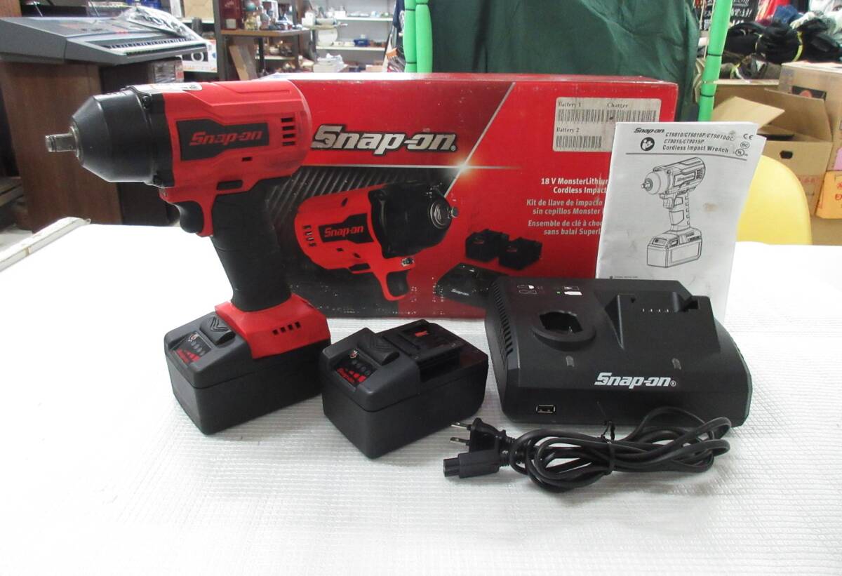 スナップオン Snap-on 18V コードレスインパクトレンチ CT9010 バッテリー2個 充電器付 動作確認済み 中古現状の画像1