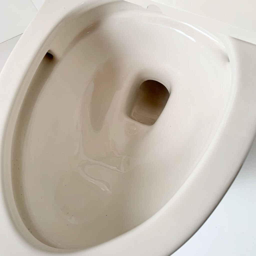 中古美品【TOTO/洋式トイレ】タンク、便器、便座付き CS60BM 中古美品【TOTO/洋式トイレ】タンク、便器、便座付き CS60BM