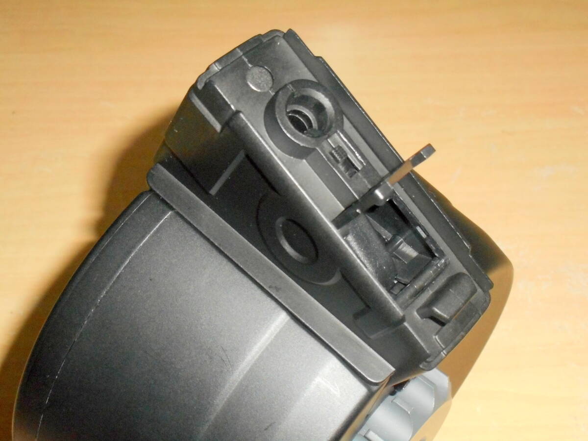  Manufacturers unknown G3 electric gun for electric drum magazine charger lack of / spare battery attached 