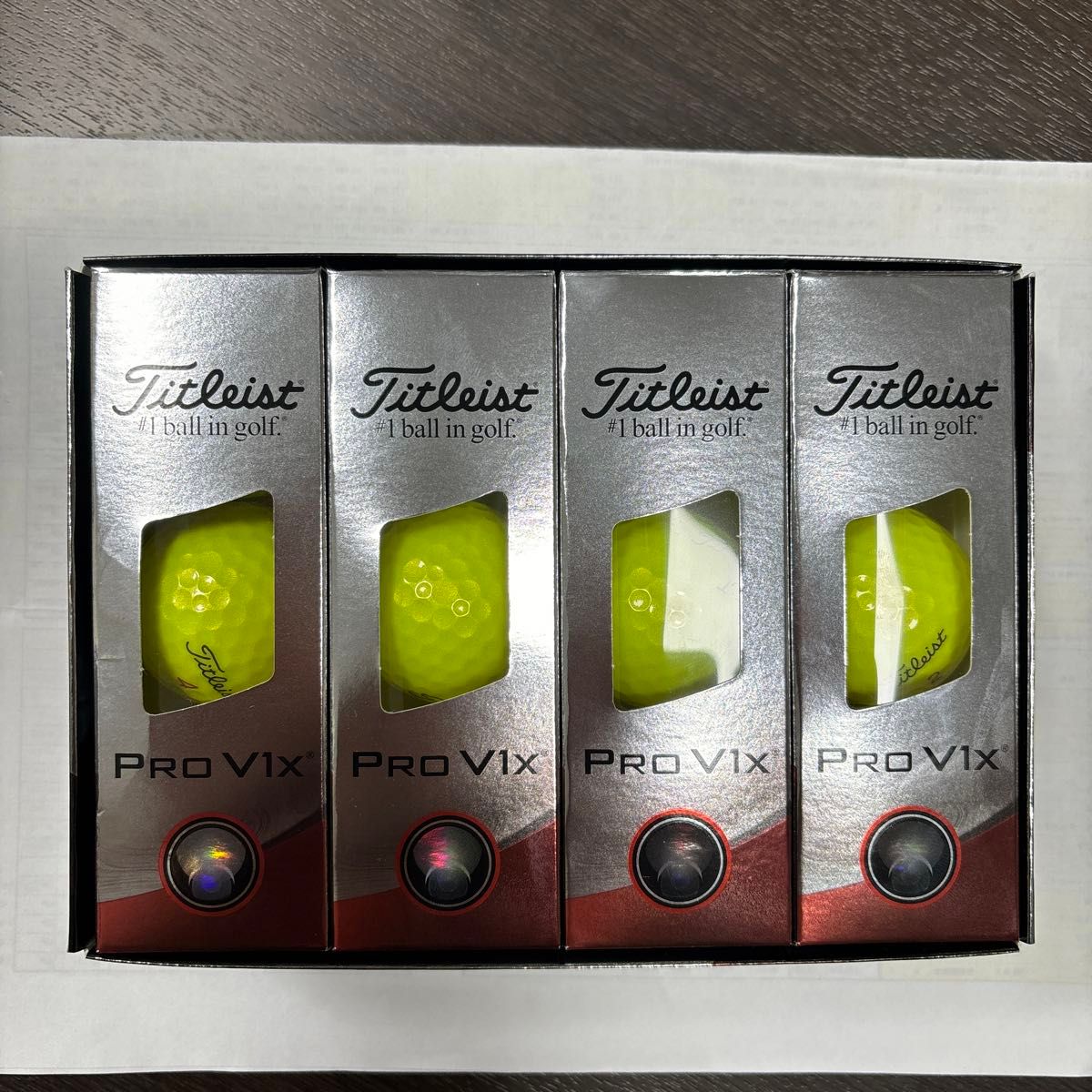 タイトリストゴルフボール　新品　PROV1x  1ダース　イエロー