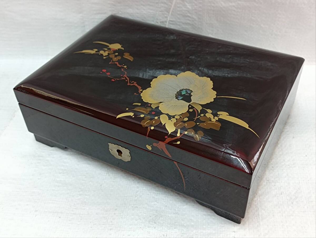 輪島塗り　木製漆器　螺鈿金蒔絵花紋　オルゴール付　ジュエリーBOX_画像1