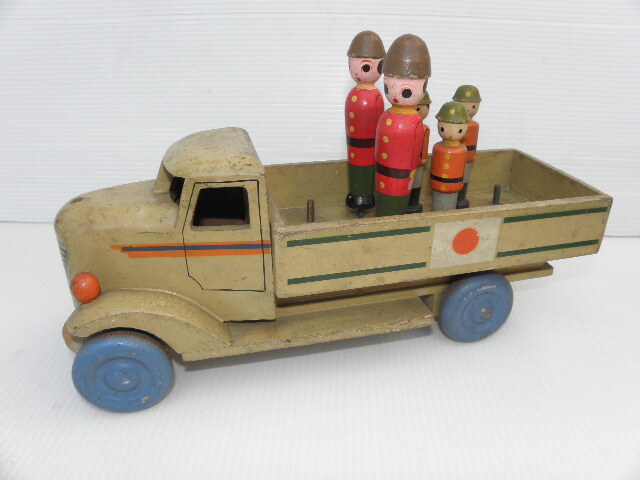 83 戦前 木製 軍用 トラック 兵隊 人形 / 玩具 自動車 戦争 日本軍 の画像2