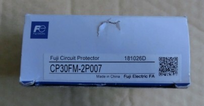 新品 サーキットプロテクタ CP30FM-2P007 電流7A 2極 富士電機_画像3