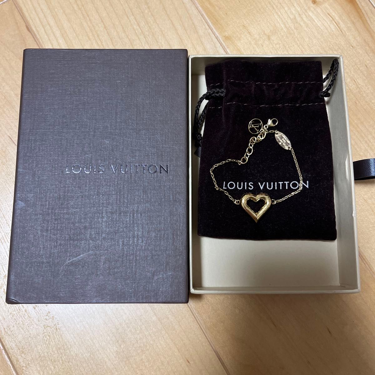 LOUIS VUITTON ブレスレット
