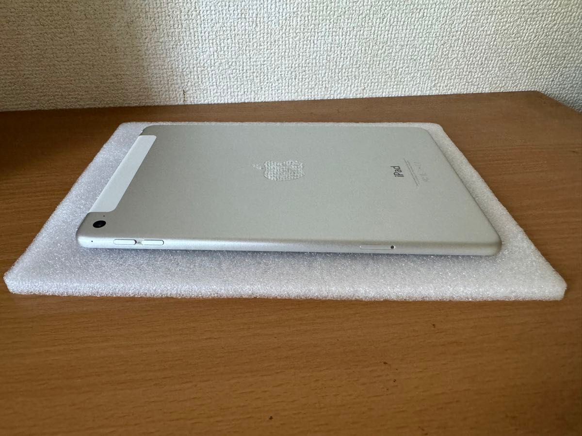 iPad mini 4 Wi-Fi + Cellular 64GB シルバー NK732J/A A1550 動作確認済