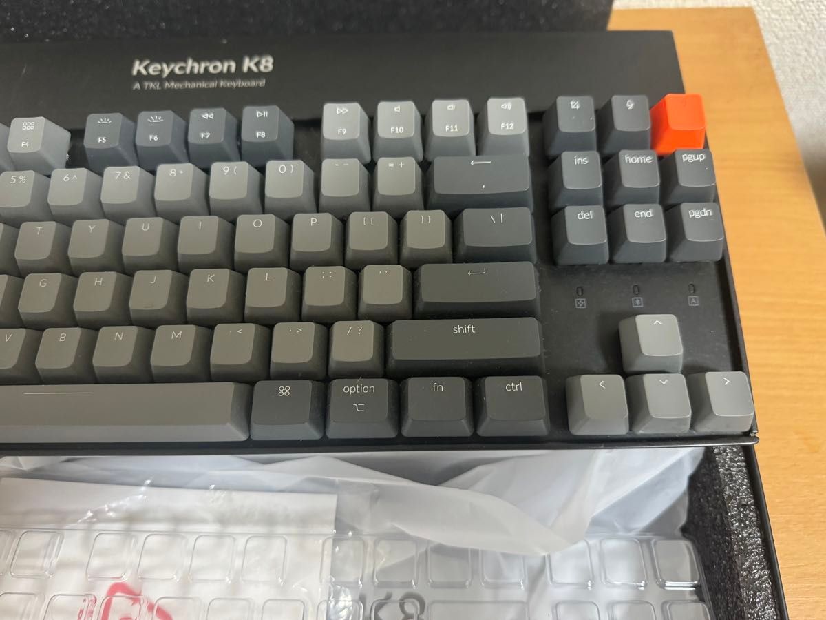 【国内正規品】Keychron K8 ワイヤレス・メカニカルキーボード動作確認済