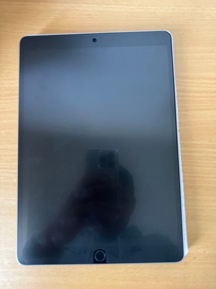 iPad Pro 10 5インチ Wi-Fi 64GB スペースグレイ NQDT2J/A A1701 iPad Pro 10 5インチ Wi-Fi 64GB スペースグレイ NQDT2J/A A1701