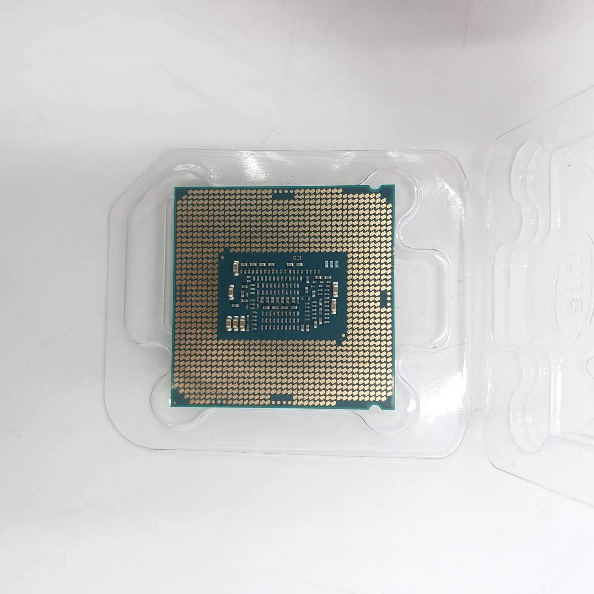 4A484D【動作保証付】インテル intel Core i3 8350K 4GHz 8MB Cache LGA1151 SR3N4 の画像3