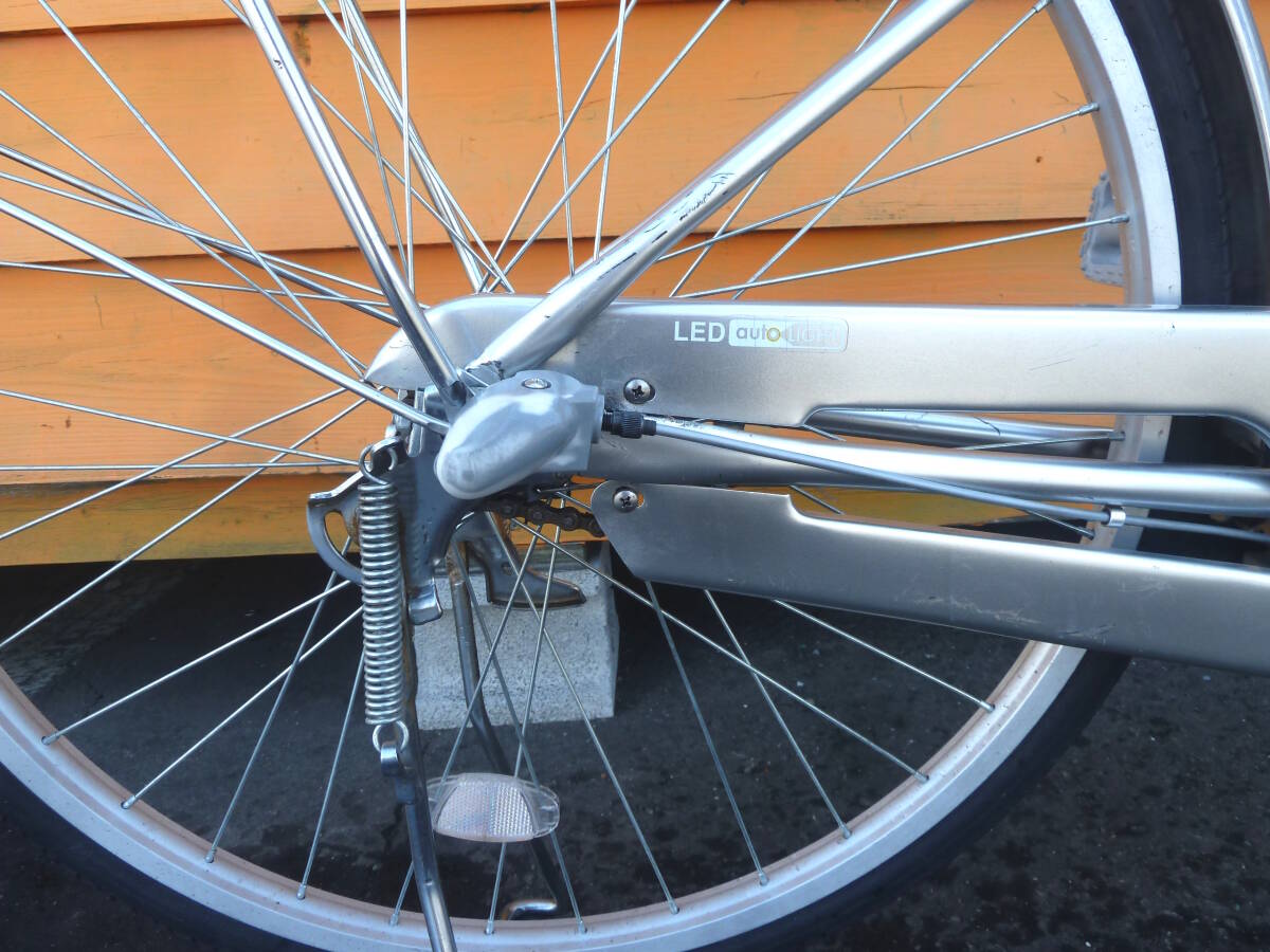 【よろづ屋】札幌ドーム周辺引取り限定：TOPVALU 26インチ 内装3段変速 普通自転車 シルバー ママチャリ シティサイクル オートライトの画像8