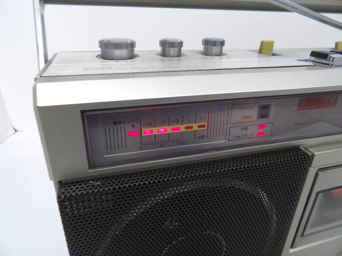 【よろづ屋】SONY ラジカセ CFS-V2 STEREO CASSETTE-CORDER FM/AM カセットテープ ソニー 昭和レトロ家電 MADE IN JAPAN(M0425-100)_画像3