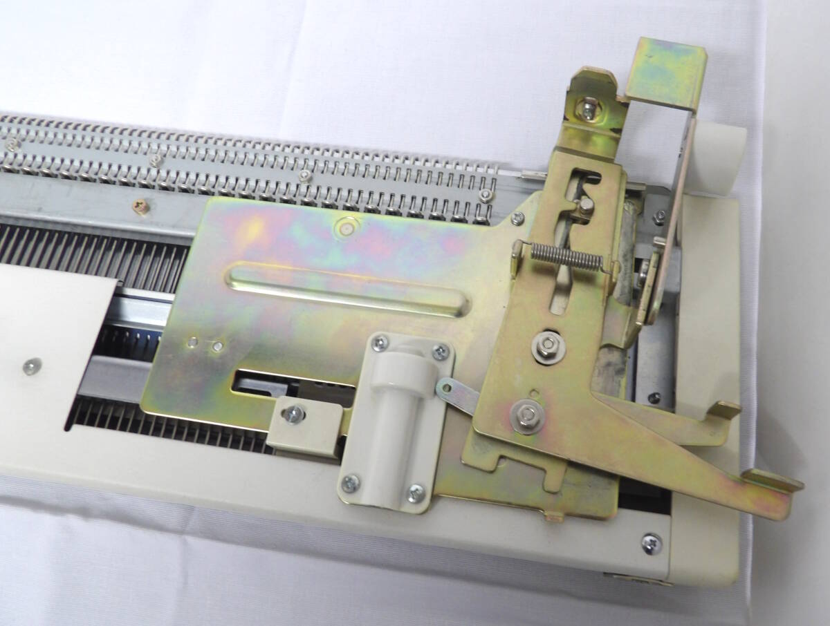【よろづ屋】SILVER REED SRP60 シルバーリード 編み機 パイルリブニッター キャリジ無し 編機 ハンドクラフト 編み物(M0421-160) の画像10