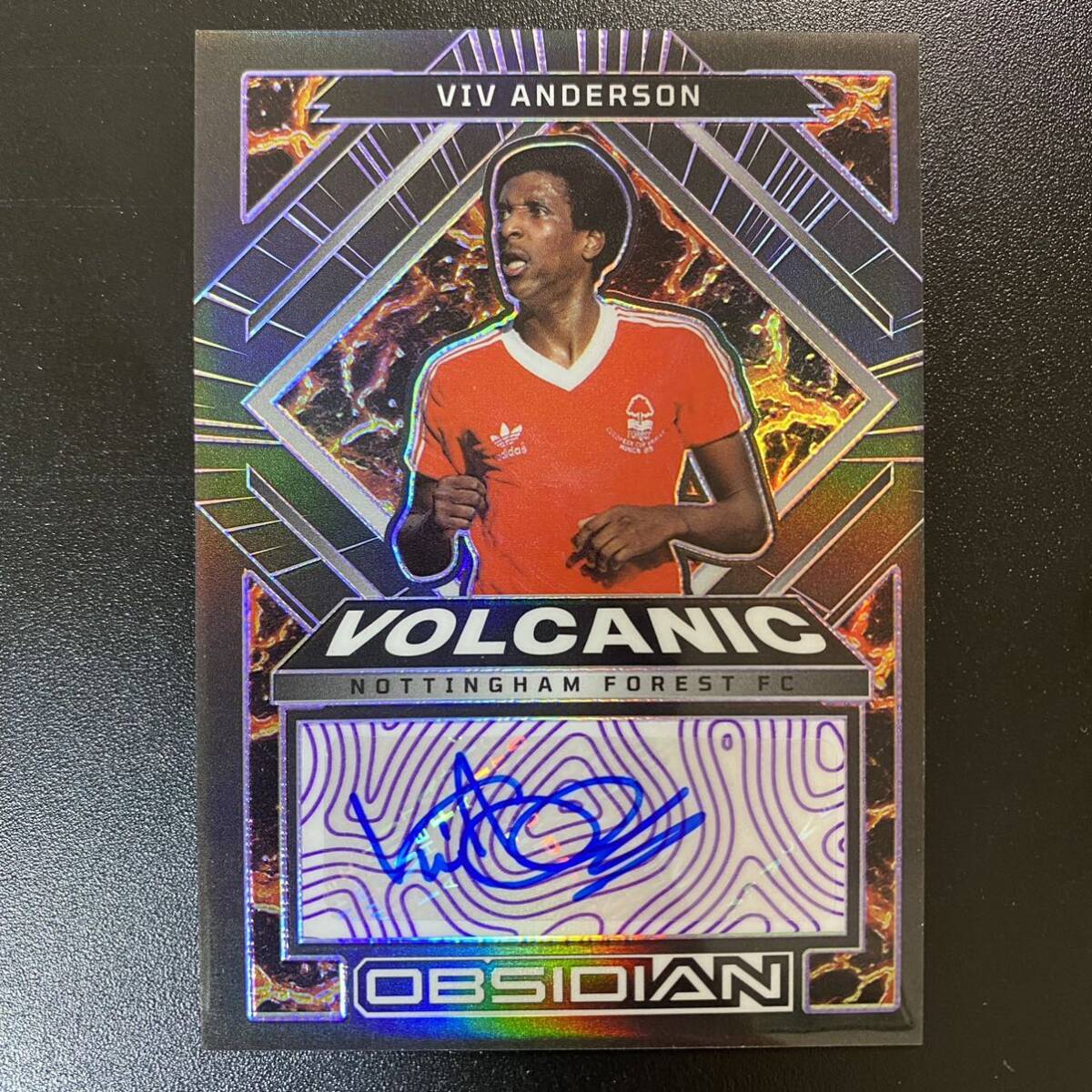 2022-23 Panini Obsidian Volcanic Auto Viv Anderson /50 直筆サインカード ヴィヴ・アンダーソン_画像1