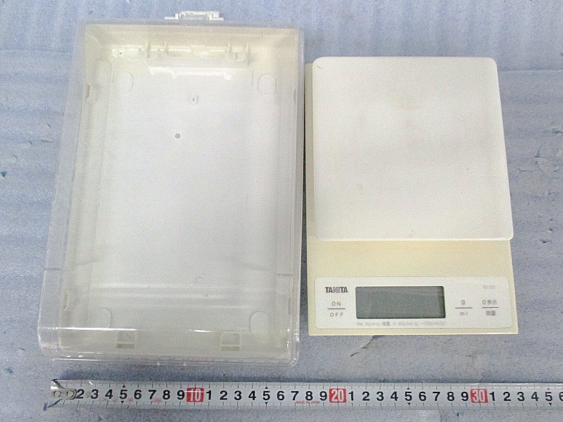 Tけな3974 TANITA タニタ デジタルクッキングスケール KD-320 3kg 0.1単位 キッチン はかり 料理 計量器