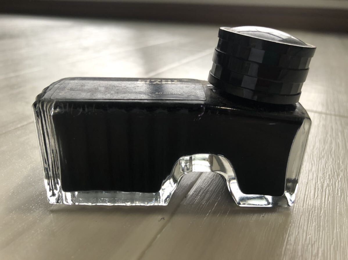 44395　モンブラン　インク　瓶　60ml　MONTBLANC　ミステリーブラック　万年筆_画像3