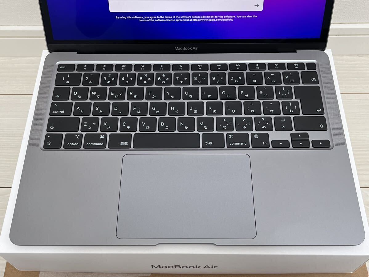 美品!! Apple MacBook Air M1 Retina 13インチ 2020 8コアCPU 7コアGPU 8GB 256GB MGN63J/A スペースグレイの画像3