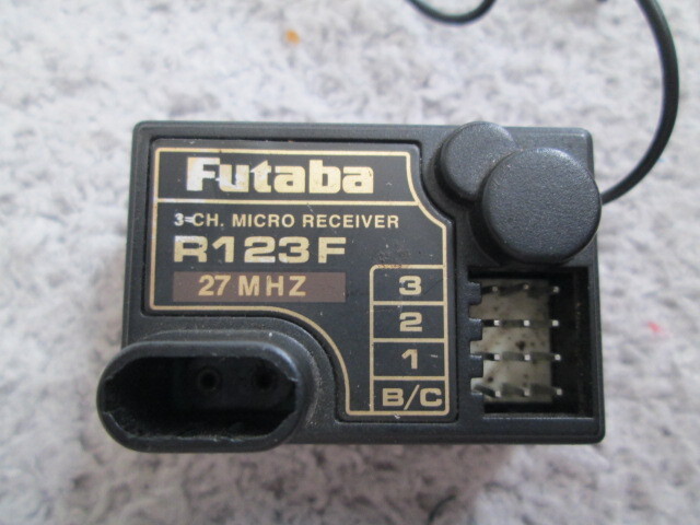 フタバ R123F FM27　 受信機 動作確認済み 中古品２_画像2