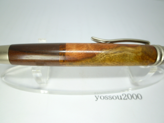 極上杢 花梨瘤杢・デザートアイアンウッド・スネークウッド ロングタイプ 木製ボールペン 三菱ジェットストリーム芯の画像2