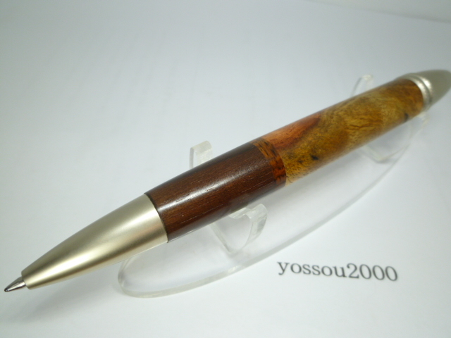 極上杢 花梨瘤杢・デザートアイアンウッド・スネークウッド ロングタイプ 木製ボールペン 三菱ジェットストリーム芯の画像3