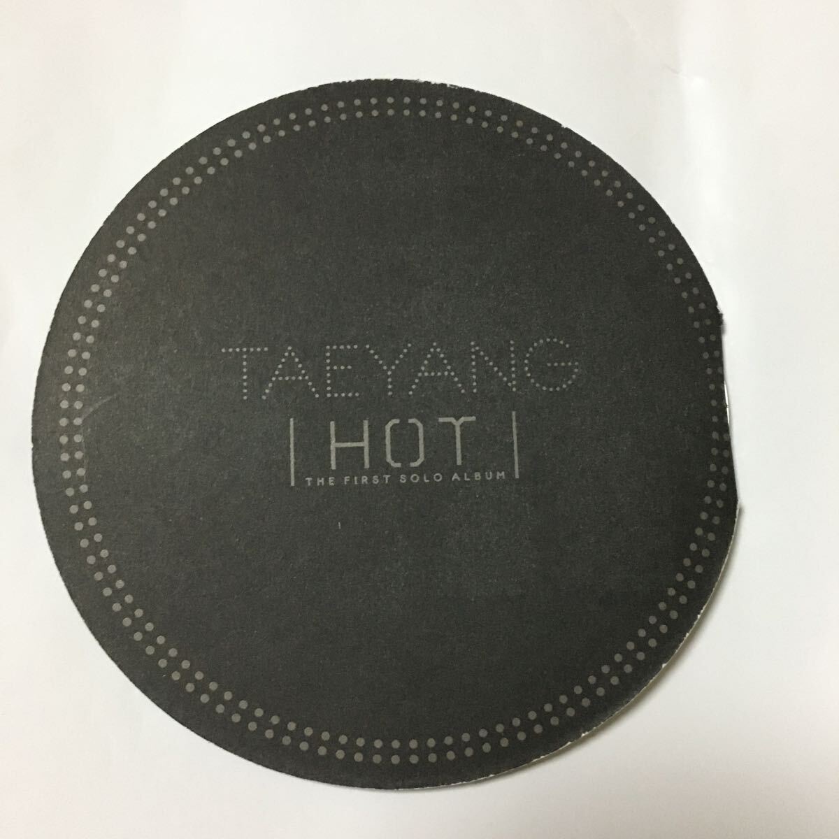 送料込み　テヤン　TAEYANG　CD　1st Mini Album　☆HOT☆　6曲　韓国盤　ケース傷み　現状品　ソル　SOL　BIGBANG　K POP_画像8