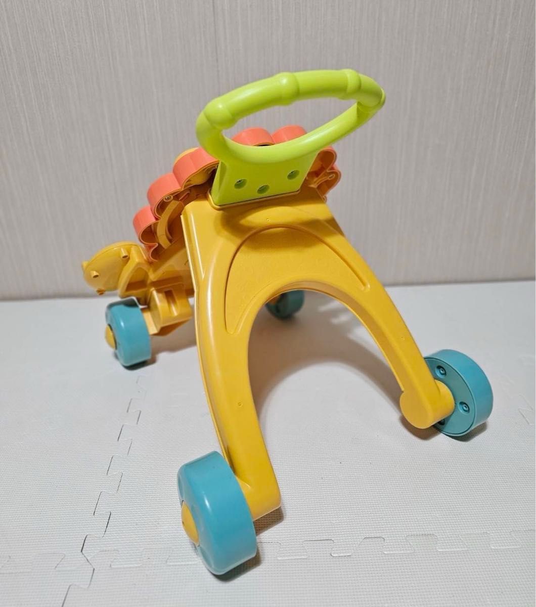 フィッシャープライス【 fisher price 】おして！らいおんくんのミュージカル・ウォーカー　歩行器　手押し車　赤ちゃん　