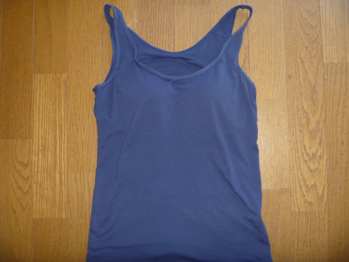 LADIES紺のユニクロのTANK TOP M 849_画像2