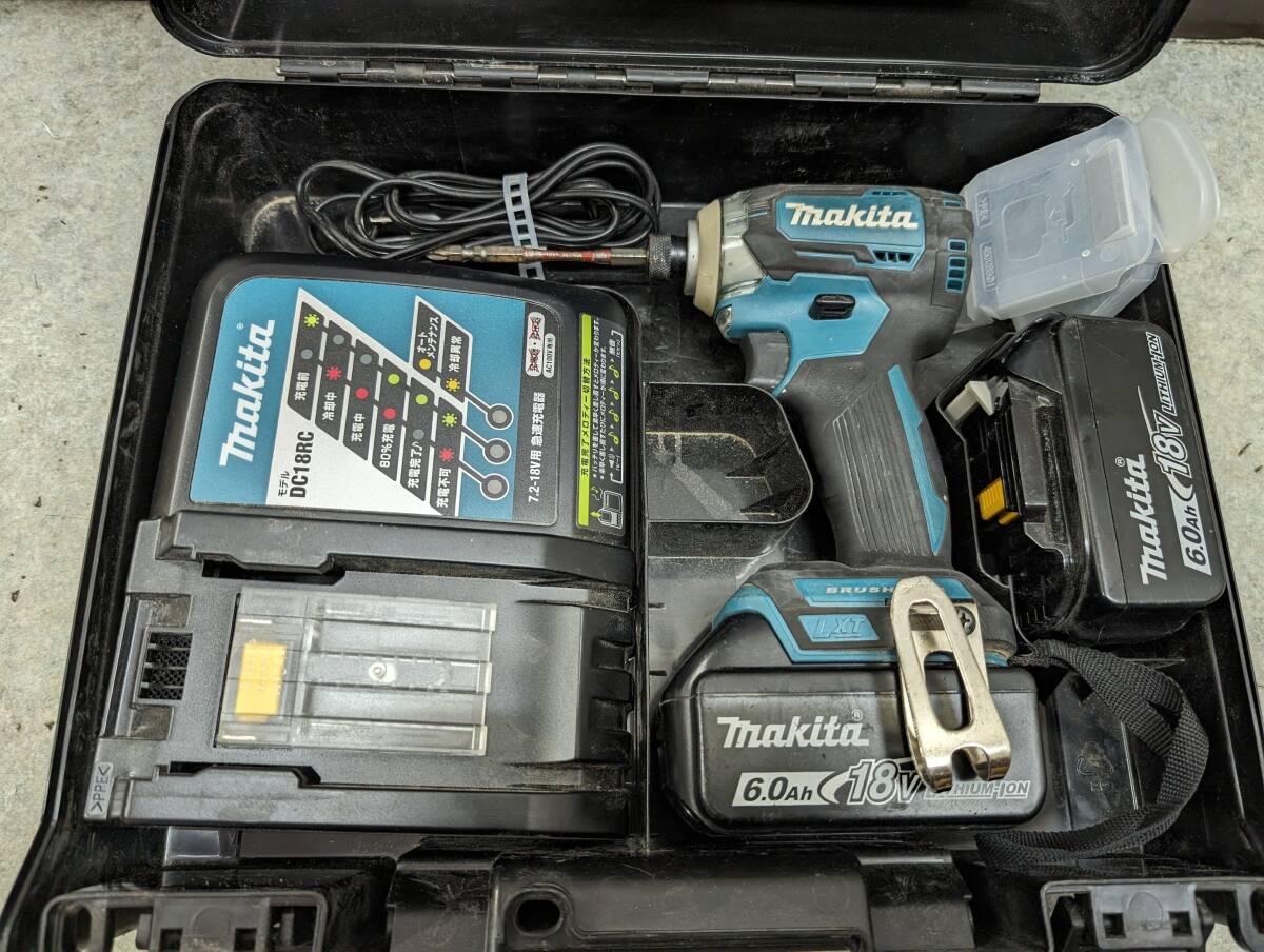 2073) 売切り makita マキタ 充電式インパクトドライバ TD170DRGX　バッテリー2個 充電器 ケース付き_画像1