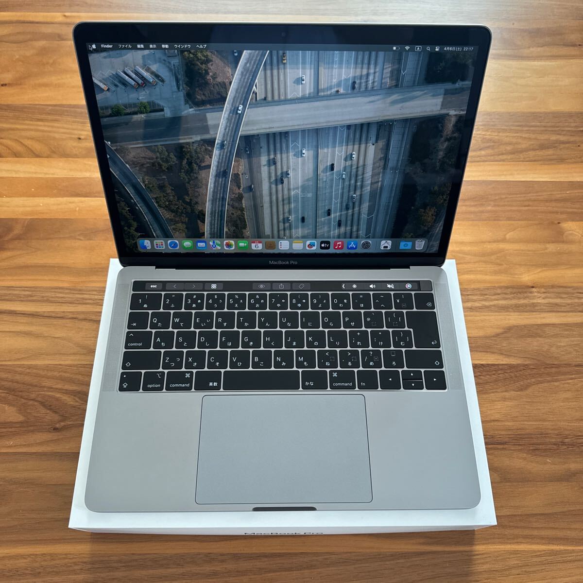 【美品】MacBook Pro スペースグレイ 13inch 2019モデルの画像1