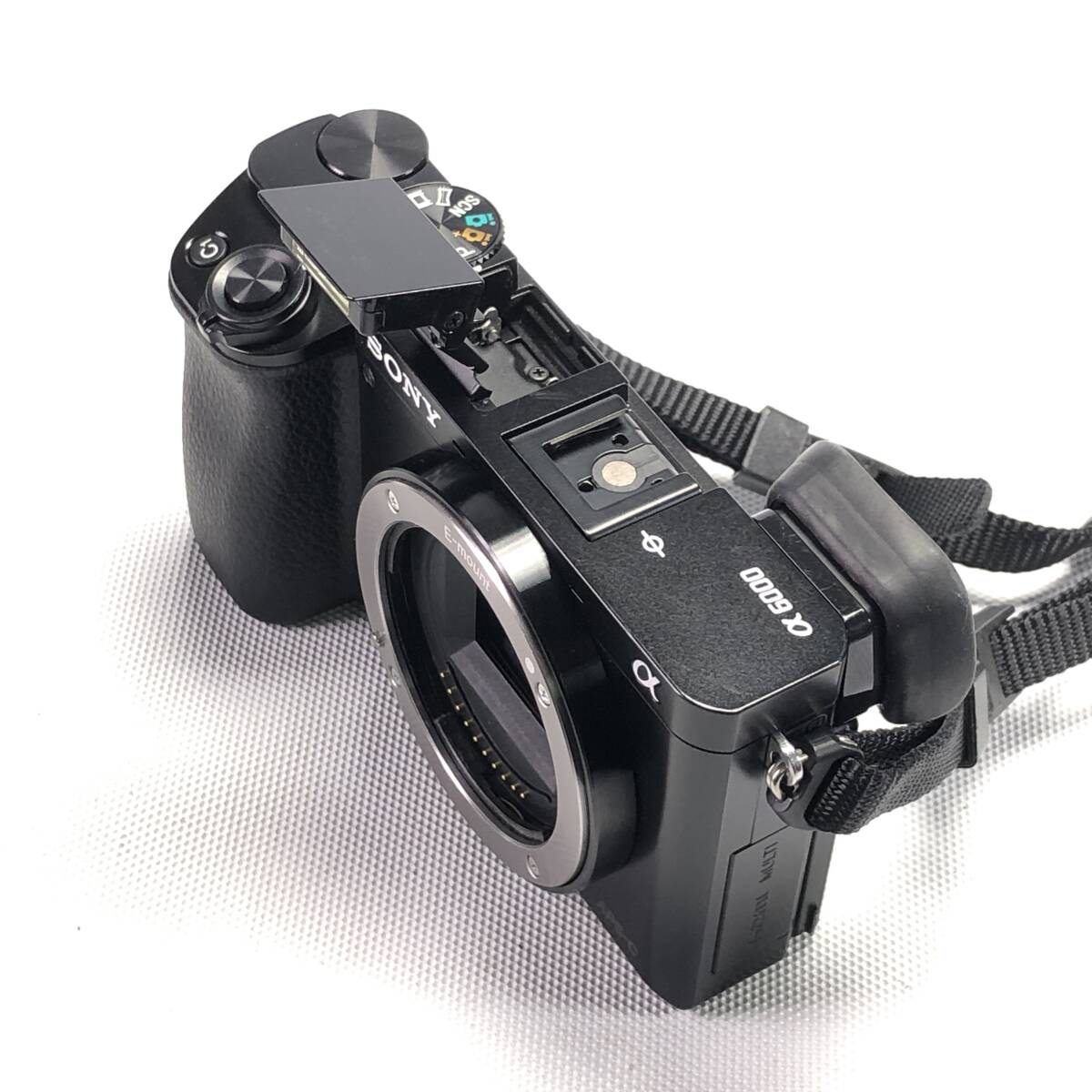 1スタ SONY α6000 + E PZ 16-50mm + E 55-210mm ソニー ミラーレス カメラ ショット数3155回 動作OK 1円 24D ヱOA4の画像4