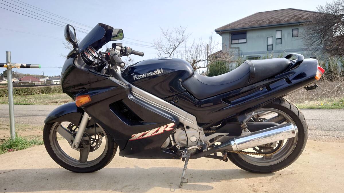 カワサキ ZZR250 ベース車の画像1