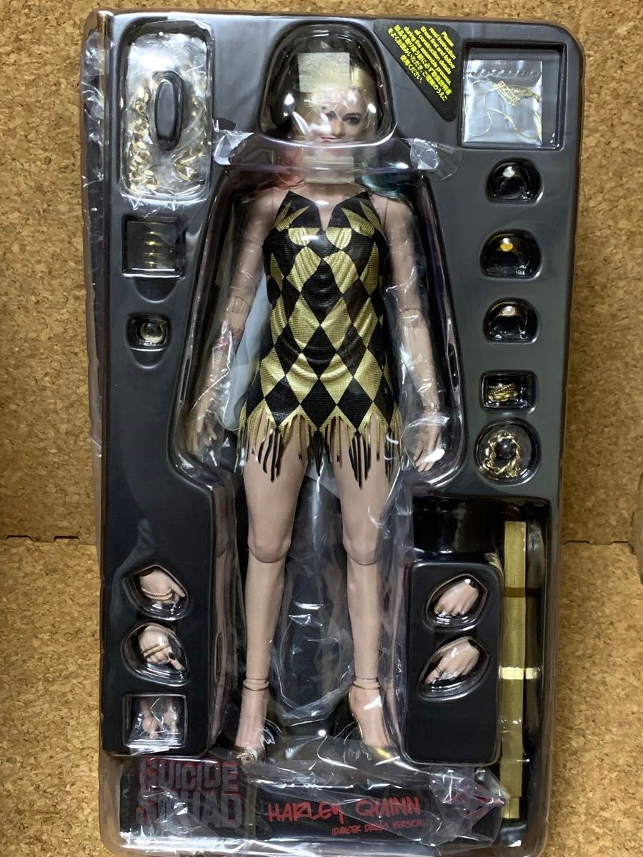 ホットトイズ 1/6 スーサイド・スクワッド ハーレイ・クイン ホットトイズ 1/6 スーサイド・スクワッド ハーレイ・クイン