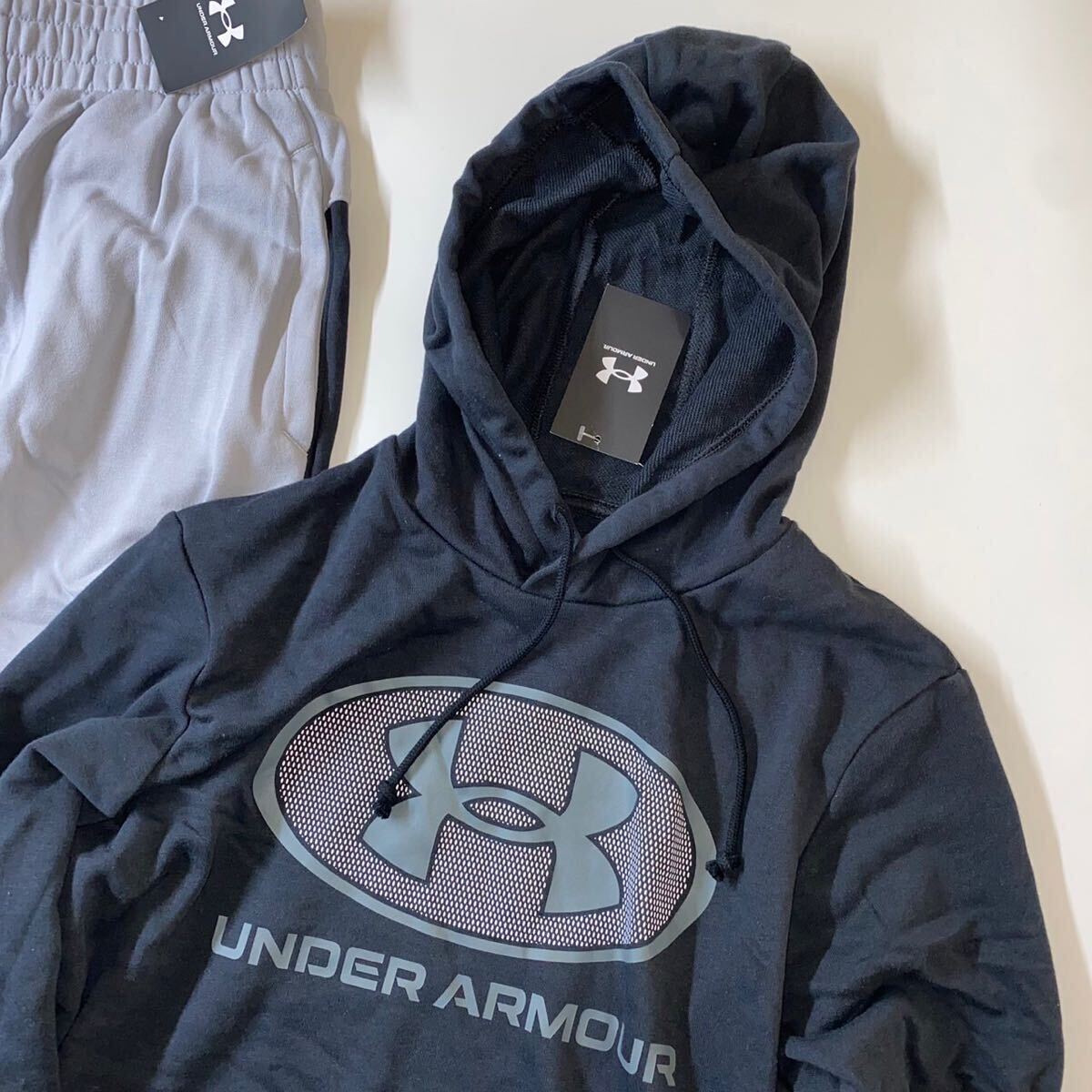 UNDER ARMOUR アンダーアーマー ビッグロゴ ポケット付 プルオーバー 上下セット 黒灰 L 1369470-001/1369472-011の画像2